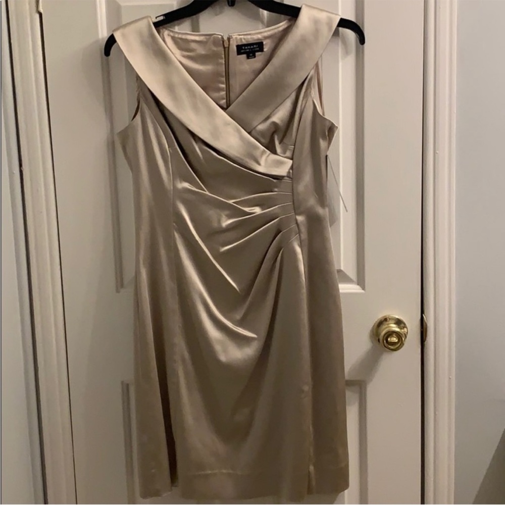 NWT Size 10 Tahari Arthur s. Levine beige dress